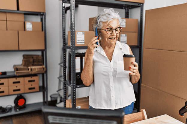 The Seasoned Advantage: Smart Marketing Moves for Seniorpreneurs